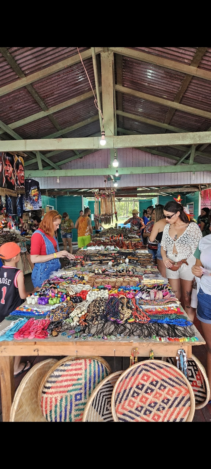 Feira de artesanato ribeirinho